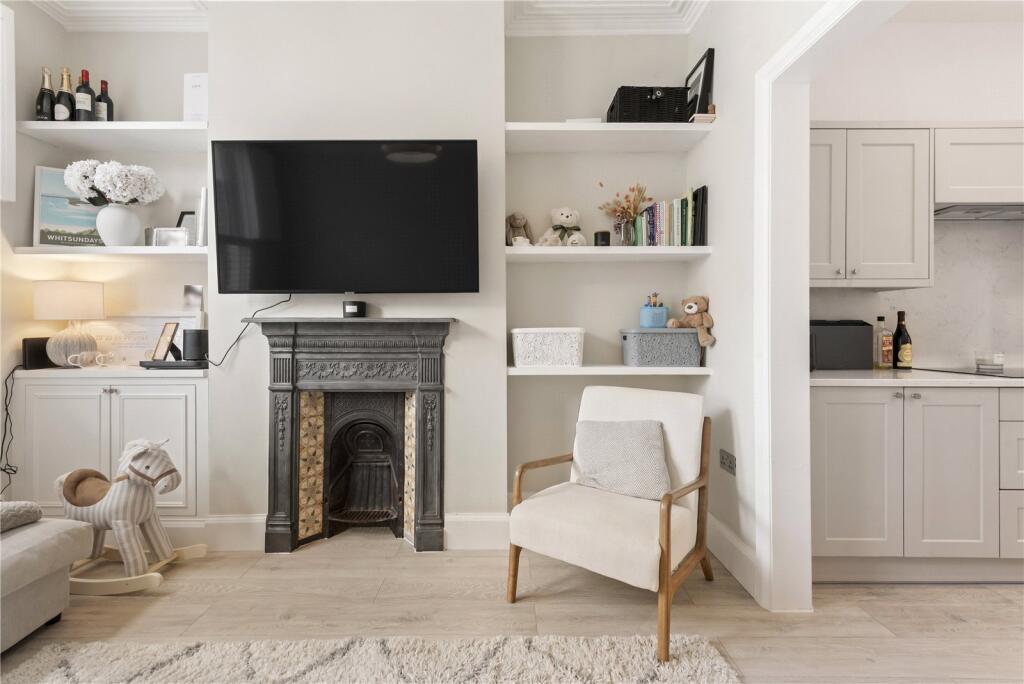 House in London - View 3