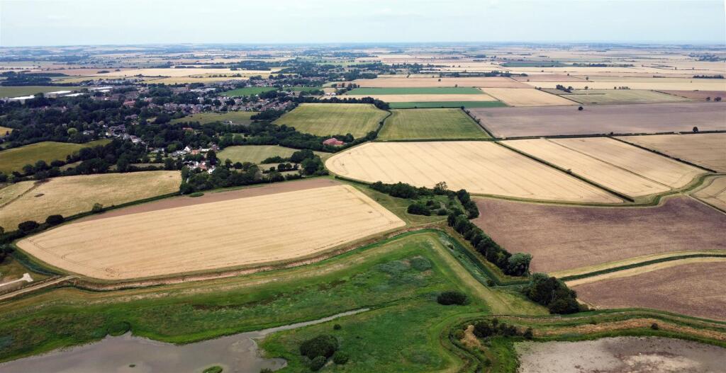 Main image of property: 157.44 Acres of Arable, Pastureland & Wetlands, Manby