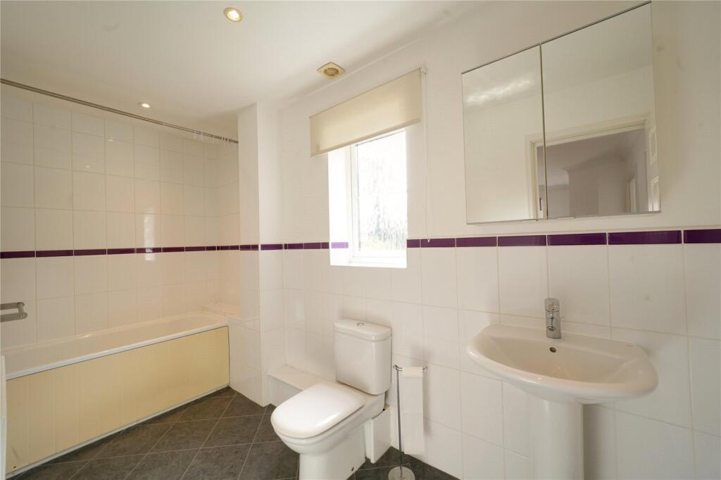House in West Suffolk, Red Lodge - View 4