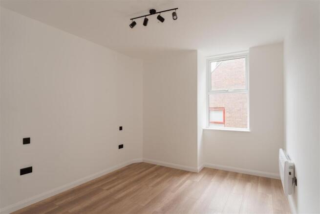 Flat 12 - 5.jpg