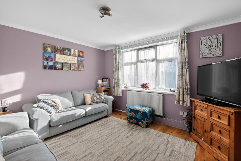 Purbeck Close, Redhill, RH1 - View 4