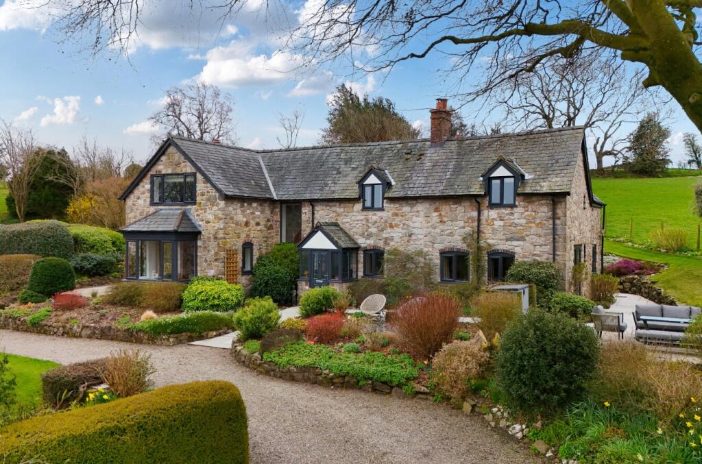 Main image of property: Tynycoed, Bronygarth, Oswestry,