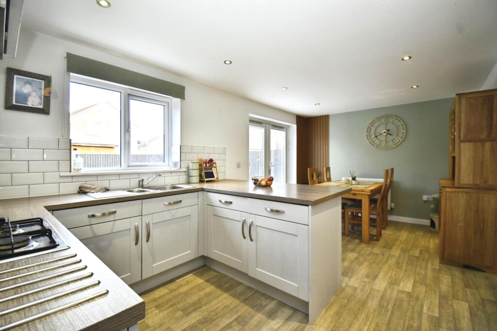 House in Hull, Kingswood - View 3