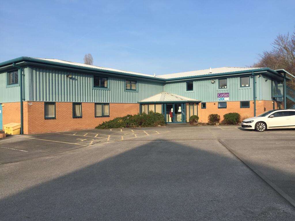 Main image of property: Building 3, Mold Business Park, Wrexham Road, Mold, Flintshire, CH7 1XP