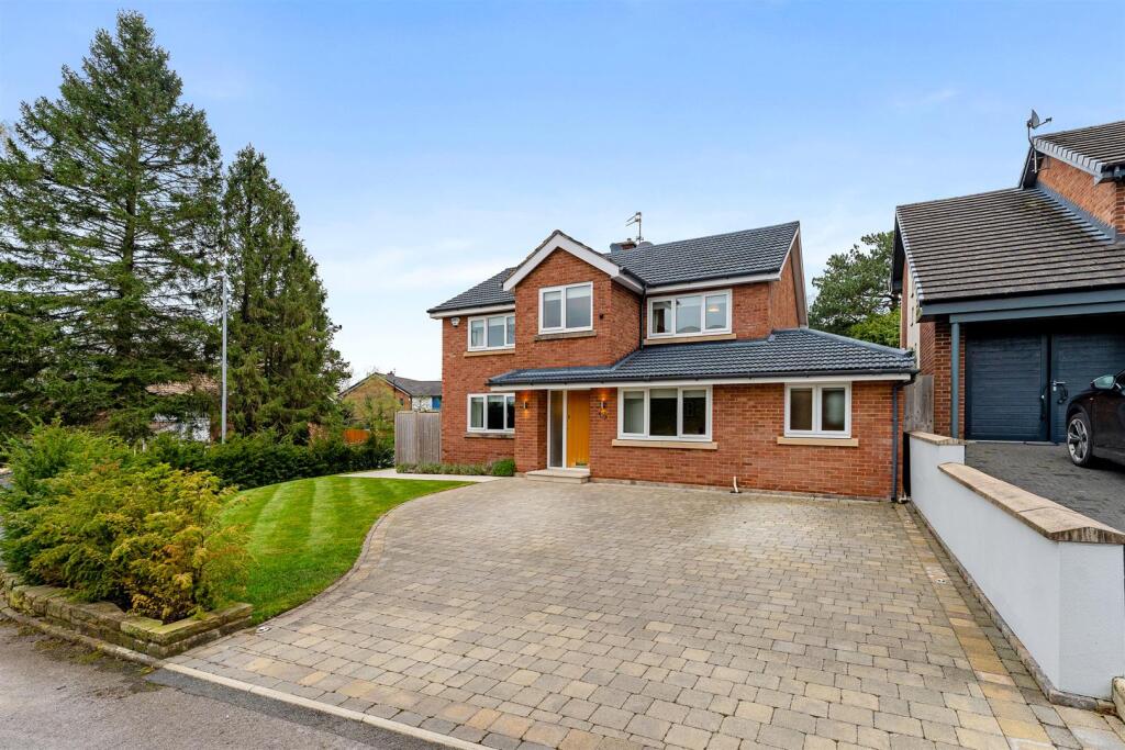 Main image of property: Beechfield Road, Alderley Edge