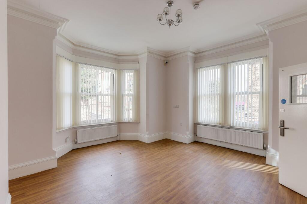 All Saints Terrace, Nottingham, NG7 - View 2