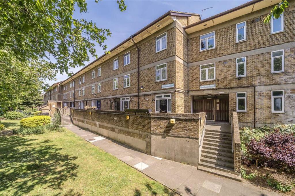 Main image of property: Kingsland Road, Bethnal Green