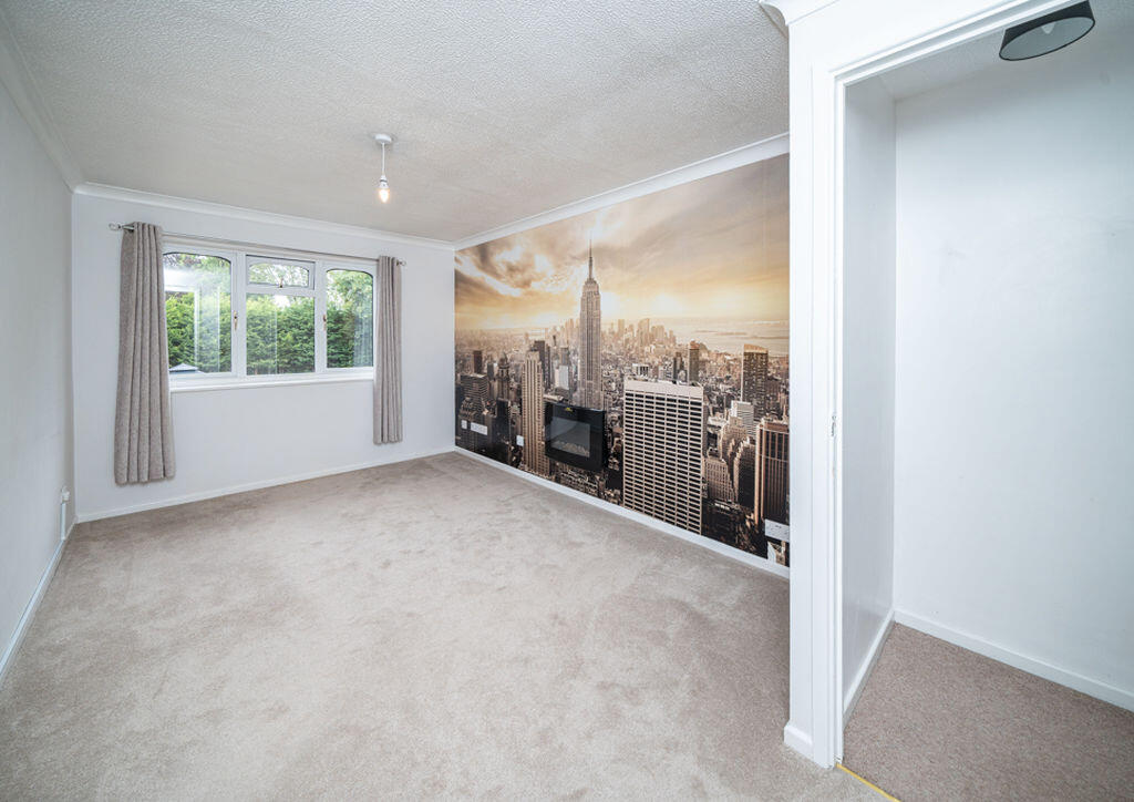 Apartment in Dudley - View 2
