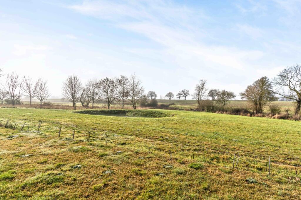 House in Chelmsford, Chignall - View 2