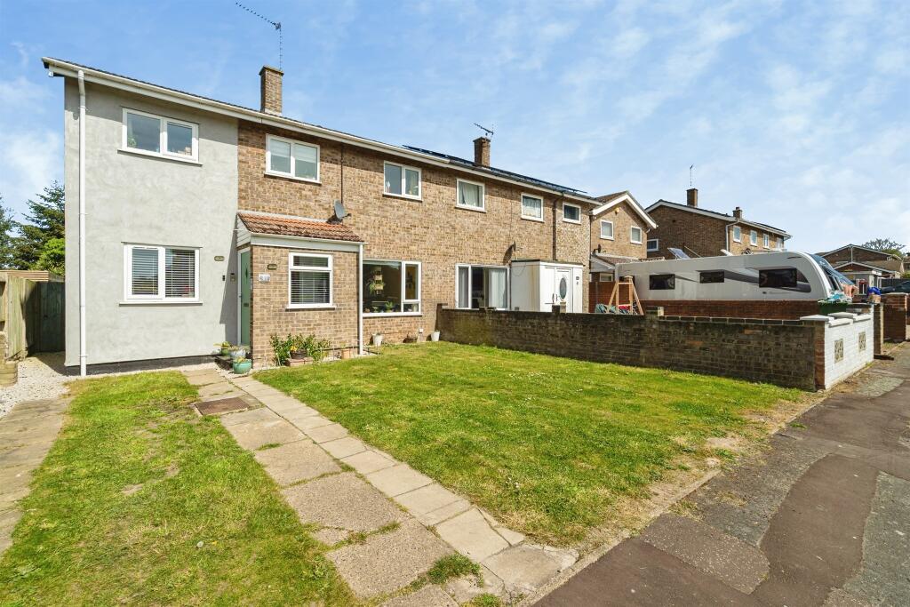 Main image of property: Heather Gardens, Belton, Great Yarmouth