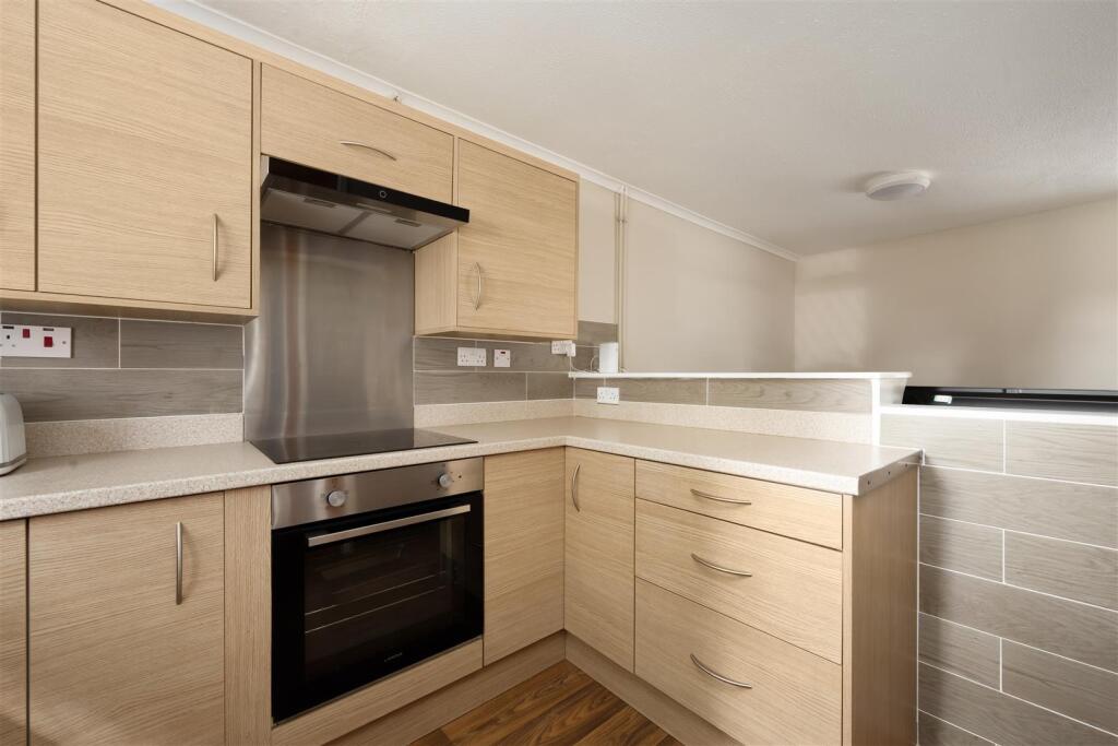 House in Canterbury - View 2