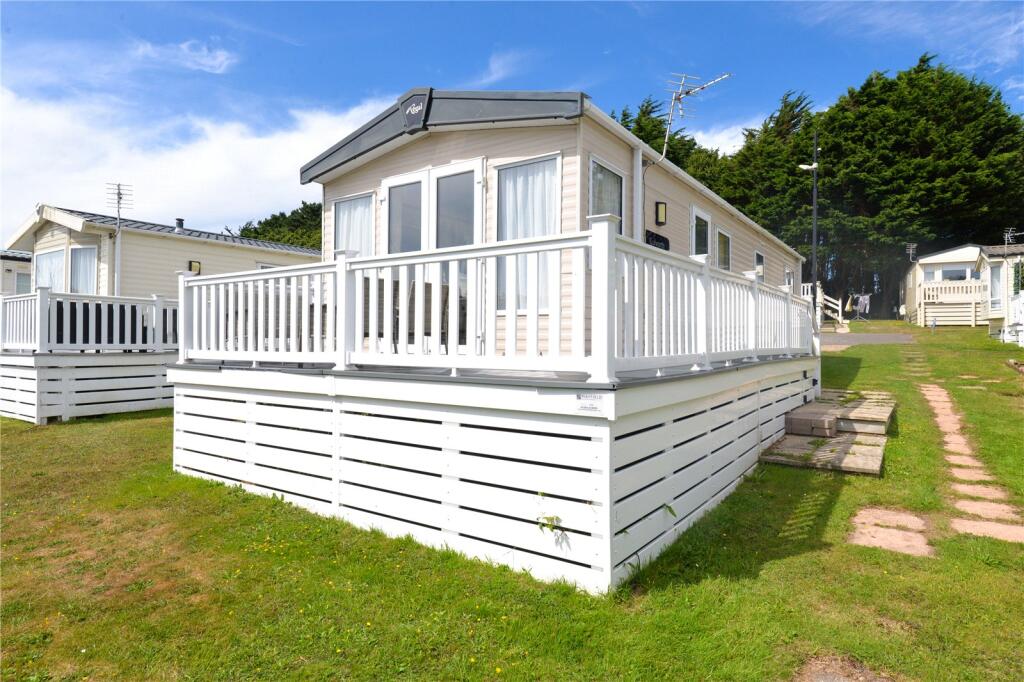 2-bed caravan on Seabreeze, Shorefield Country Park, Downton, Hampshire, SO41, £35,000