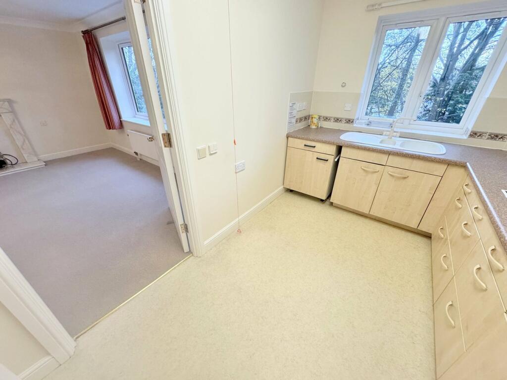 Additional image 6 of 37 Lindsay Road, Poole, BH13