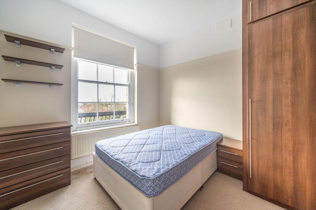 Apartment in London - View 4