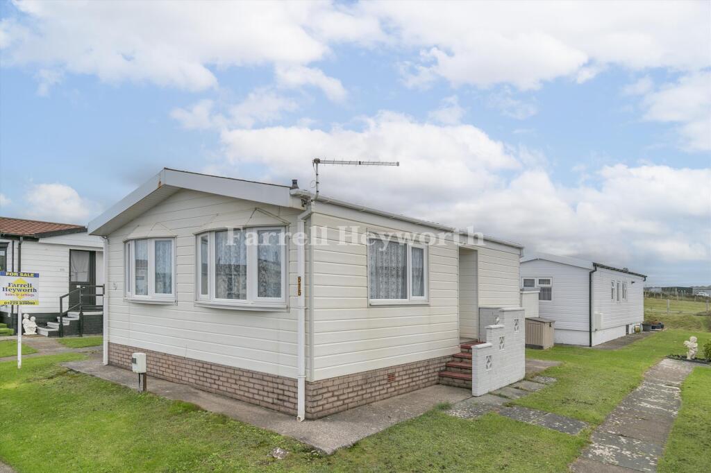 2-bed house on West Shore Park, Walney, Barrow In Furness, £84,950
