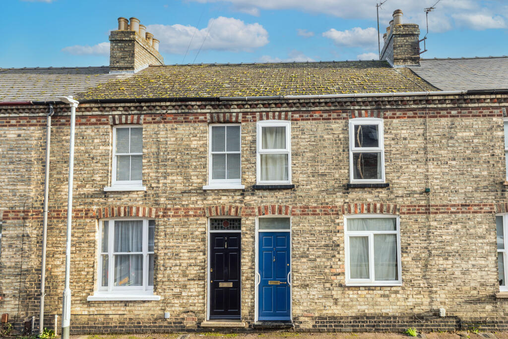 Main image of property: Charles Street, Cambridge