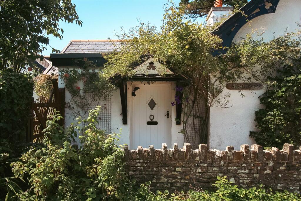 Abbotsham, Bideford, EX39 photo 3