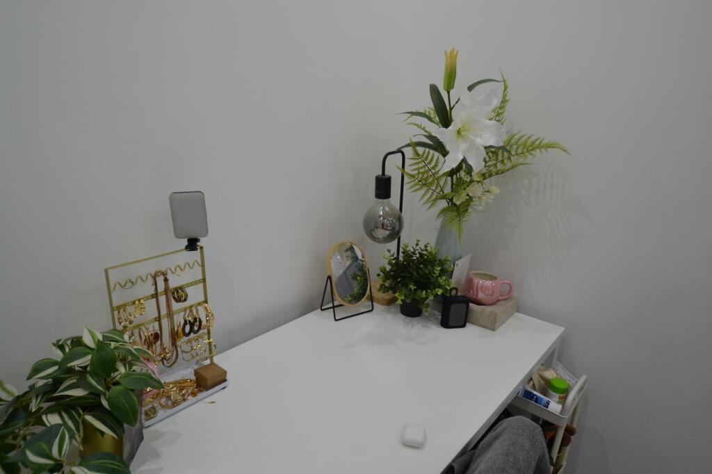 1 bedroom house share for rent