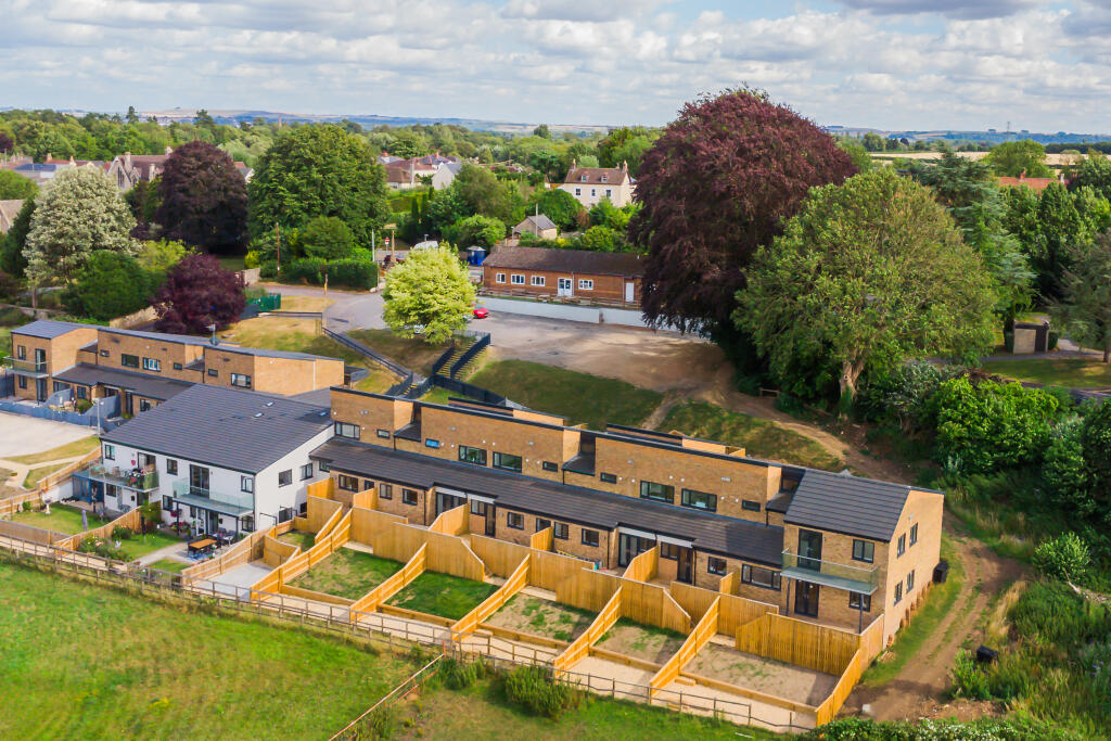 Main image of property: HOOKS HILL, PURTON