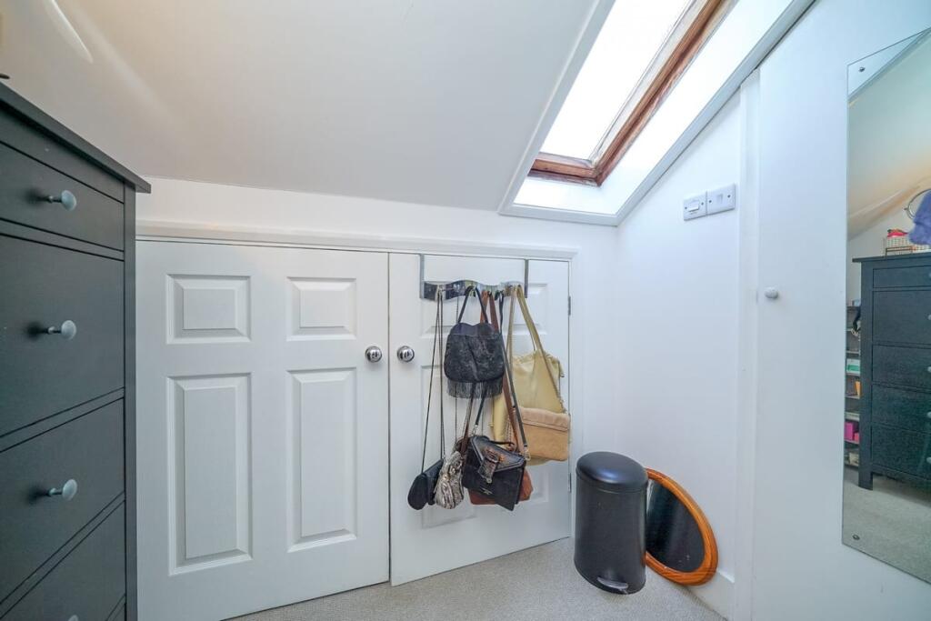 Pooleys Lane, Hatfield, AL9 photo 5