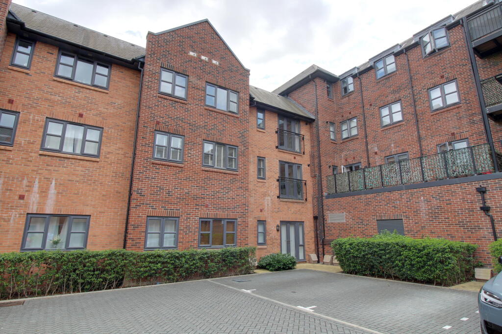 Main image of property: Willow House, Carter Court, Hook, Hampshire