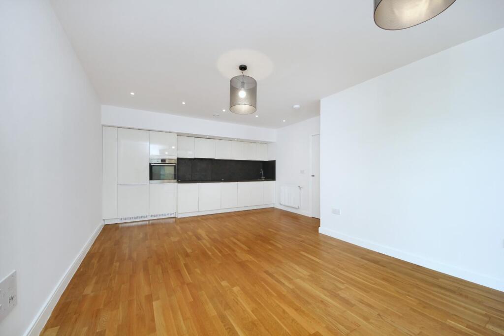 Apartment in London - View 2