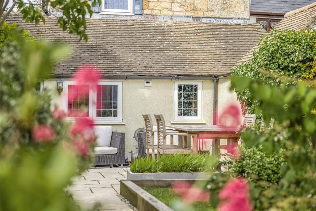 2-bed semi-detached on Mill Street, Prestbury, Cheltenham, Gloucestershire, GL52, £525,000
