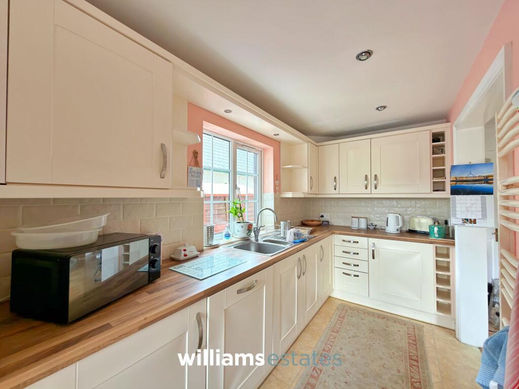 House in Llandudno - View 2