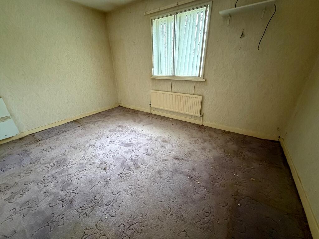 House in Oldham - View 5