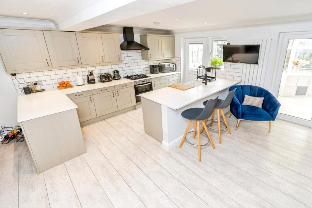House in New Forest, Totton and Eling - More