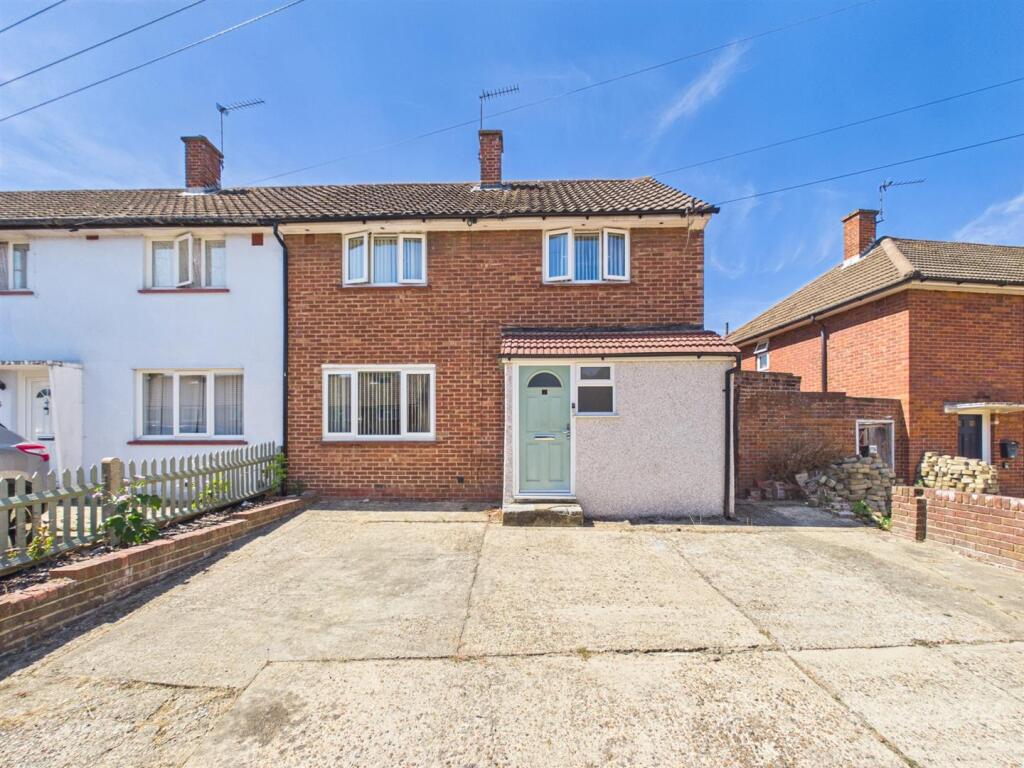 Main image of property: Chesney Crescent, New Addington, Croydon