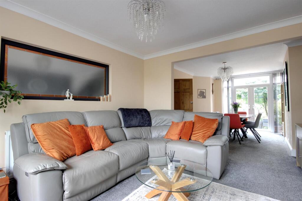 House in Hull - View 5