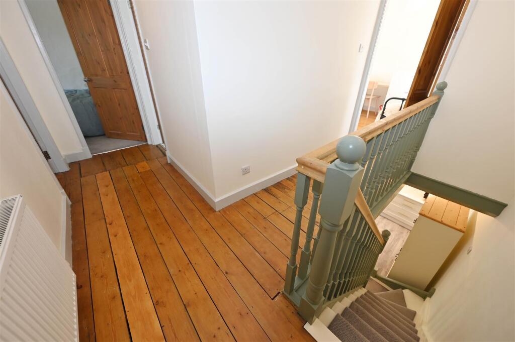 Apartment in Darlington - More