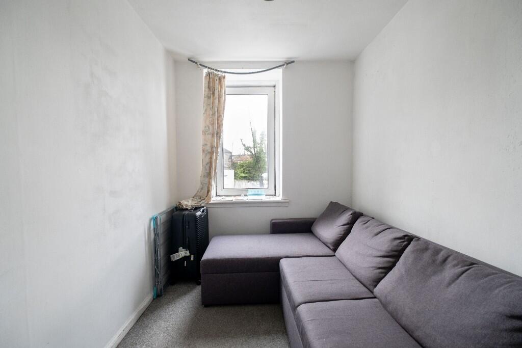 Apartment in Uphall, West Lothian - View 3