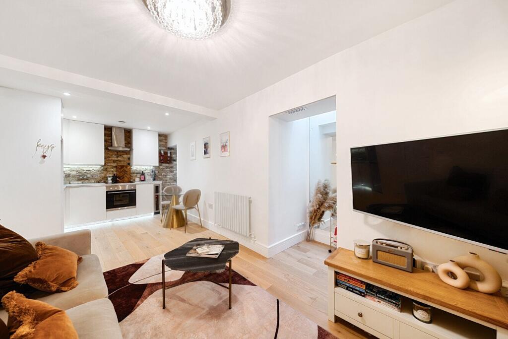 Apartment in London - View 4