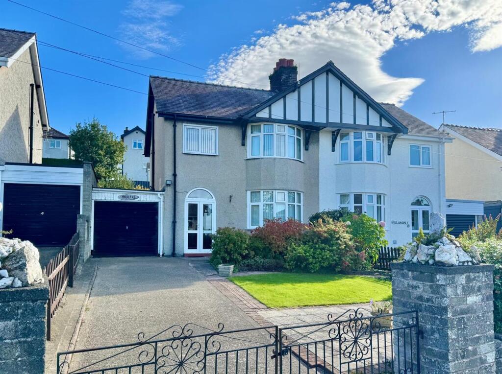 Main image of property: Cemlyn Park, Penmaenmawr