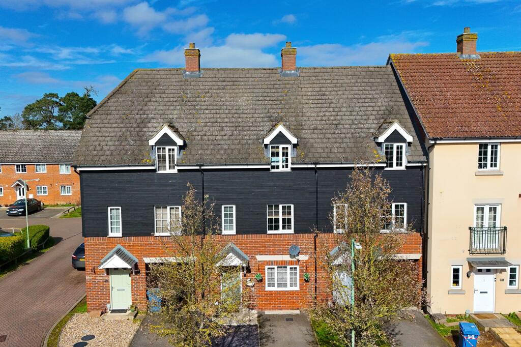 Main image of property: Acorn Way, Red Lodge, IP28