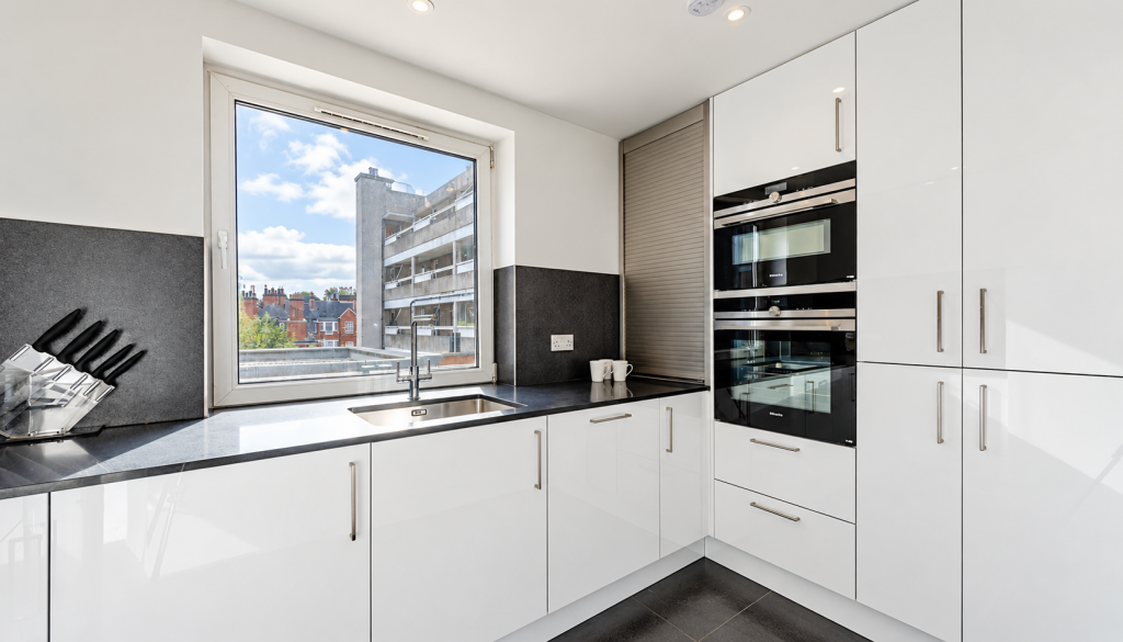 Apartment in London - View 2
