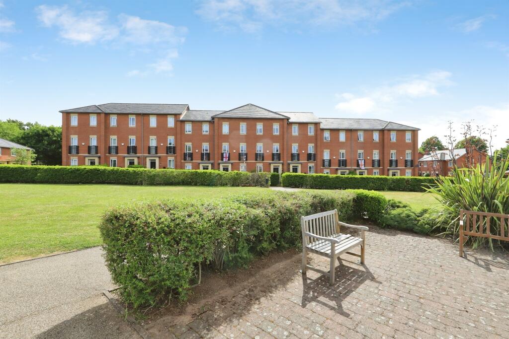 Main image of property: Field Close, Bilston