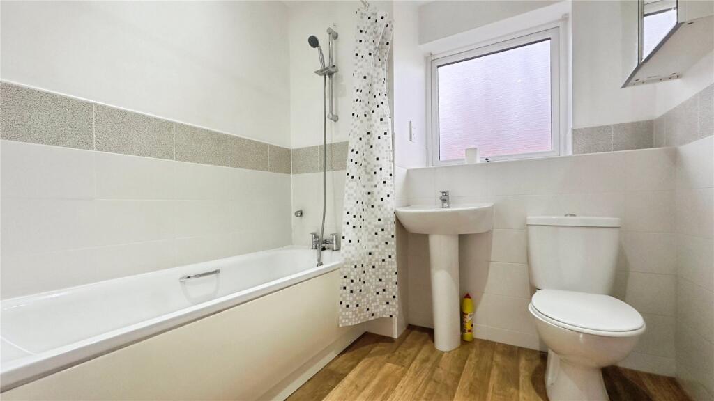 Apartment in Birmingham, Kings Norton - View 3