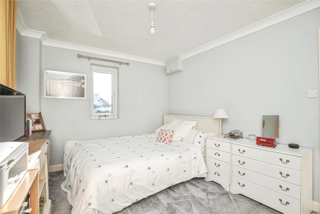 Apartment in Tonbridge - View 4