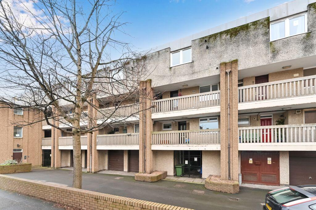 Main image of property: 8D Beach Lane, Musselburgh, EH21 6LA