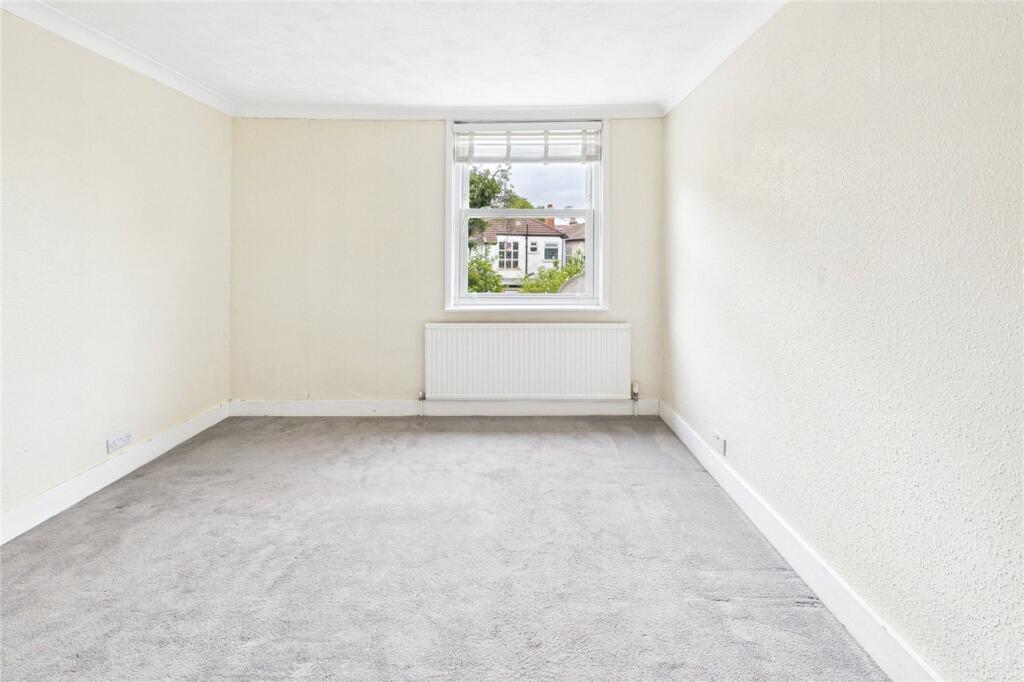 Apartment in London - View 4