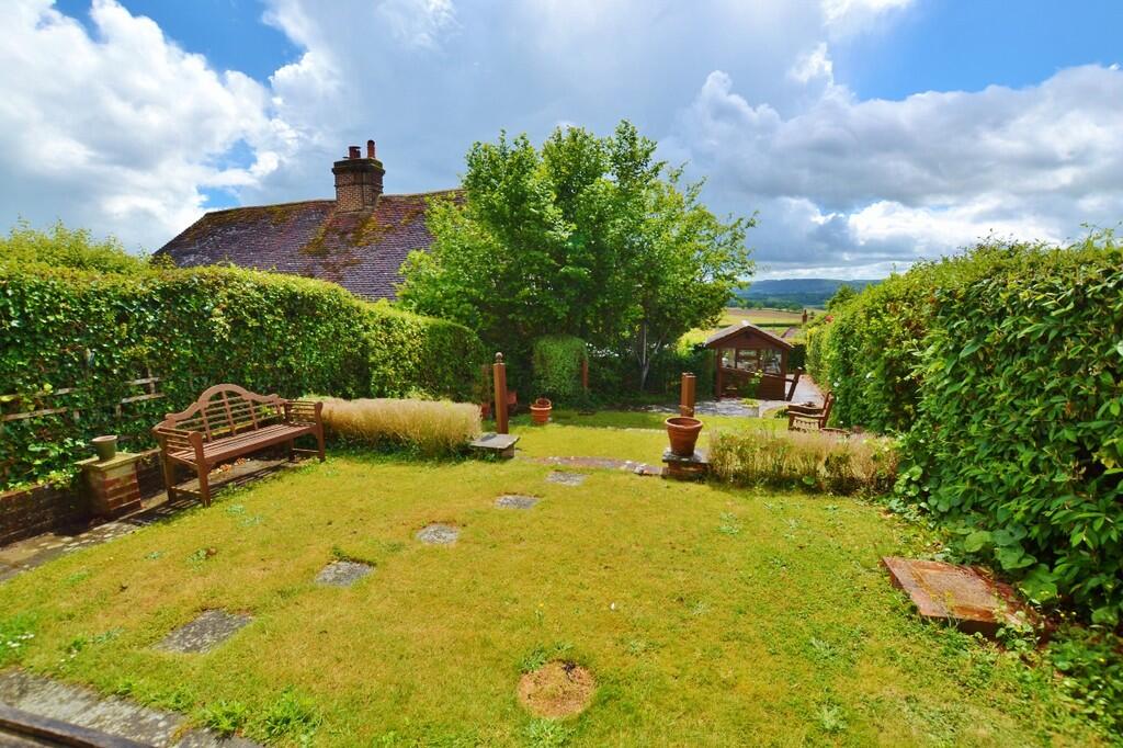 Tillington, West Sussex photo 4