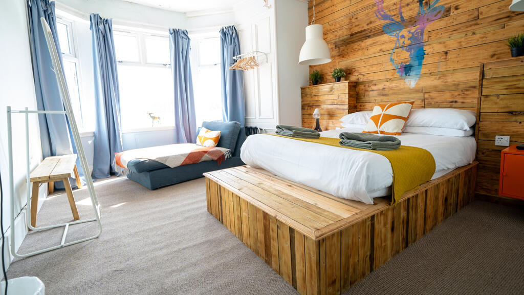 Exclusive Use / Self-Catering Accommodation, 54, Victoria Parade, Dunoon, PA23 7HU photo 5