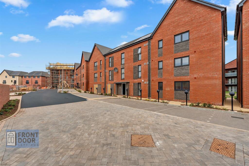 Main image of property: Stoke Rise, Filton, BS34 8QG