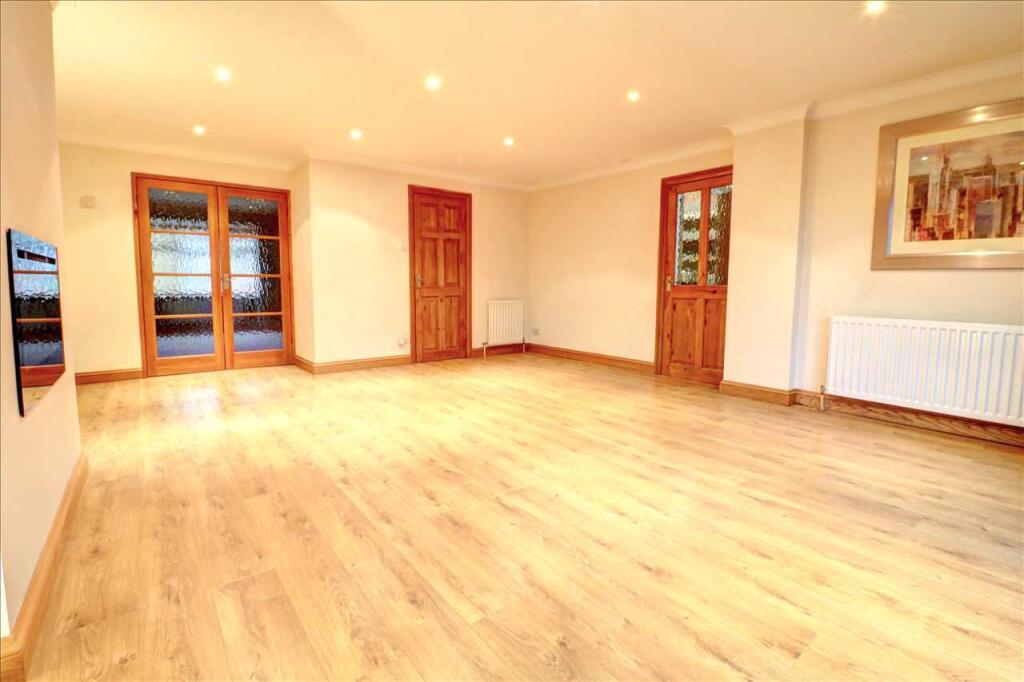 Additional image 5 of Chestnut Grove, Coleshill