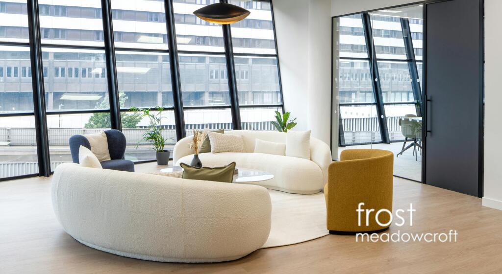 The Ark Hammersmith W6 office to let west London 3f fout1.jpg