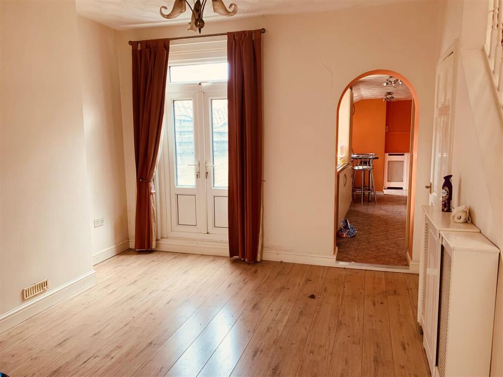 House in Taunton - View 4