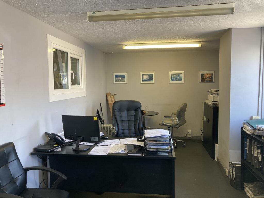 Photo 5